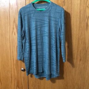 Under Armour 3/4 sleeve shirt